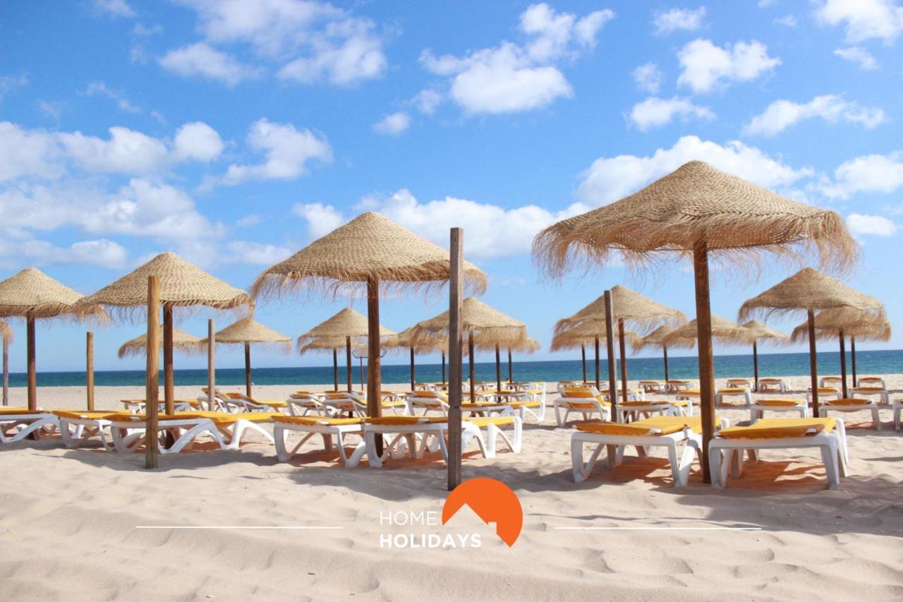 #090 Correeira By Holidays Apartment *