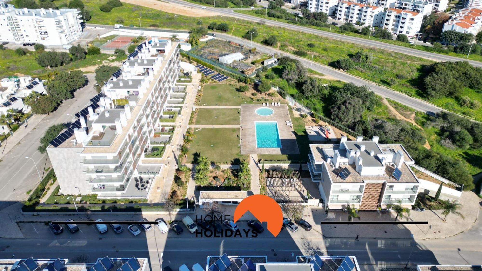 #090 Correeira By Holidays Apartment