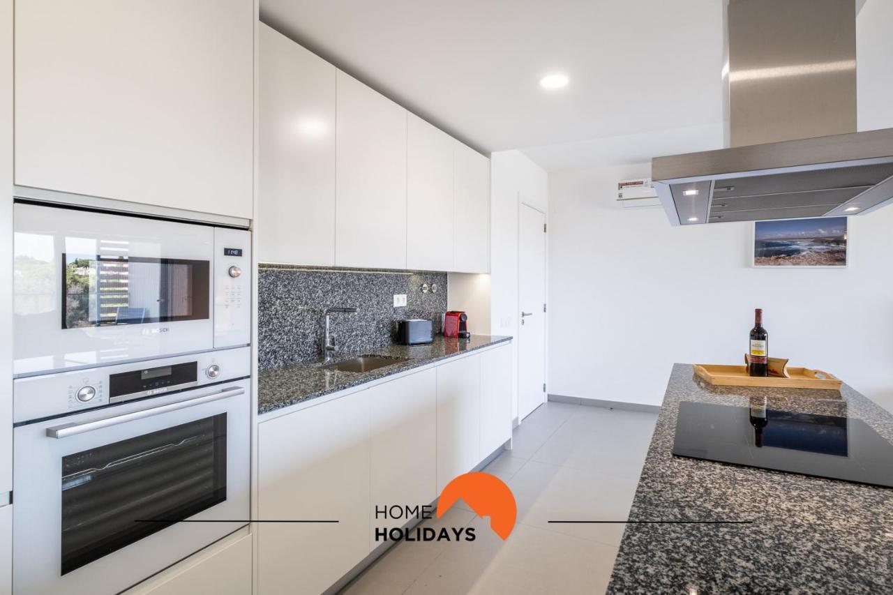 #090 Correeira By Holidays Appartement *